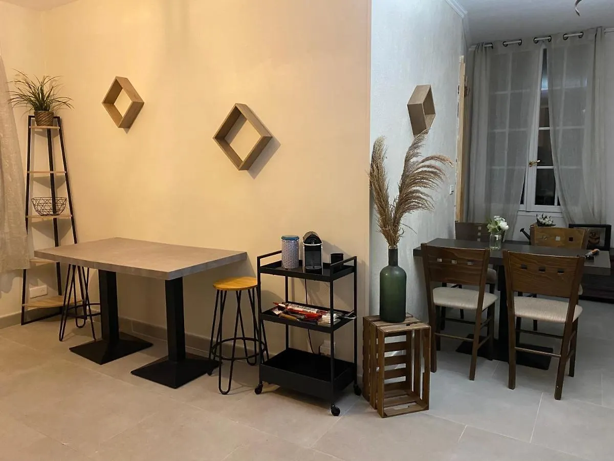 Apartman Tres Grand Appartement Dans Villa A 15 Minutes De Nice Colomars